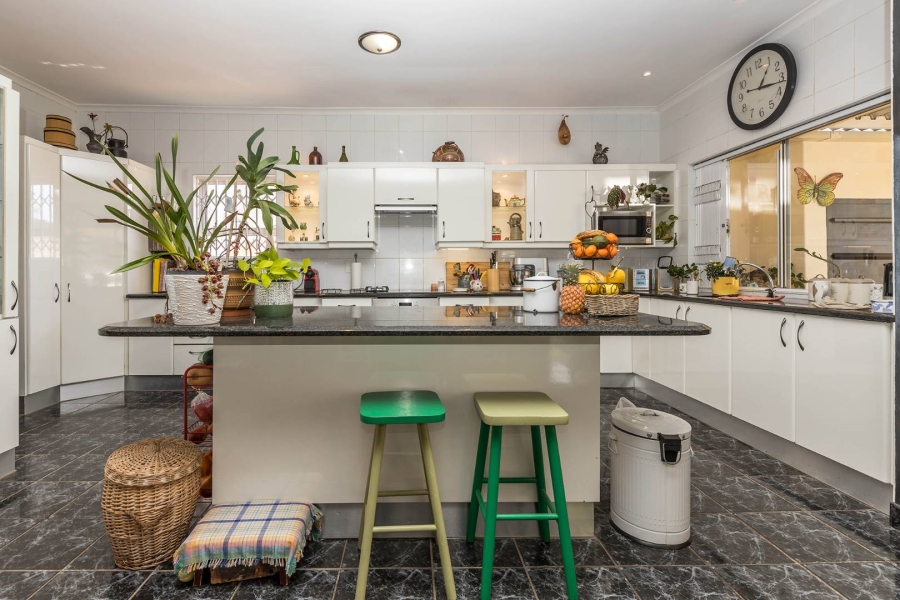 4 Bedroom Property for Sale in Milnerton Western Cape